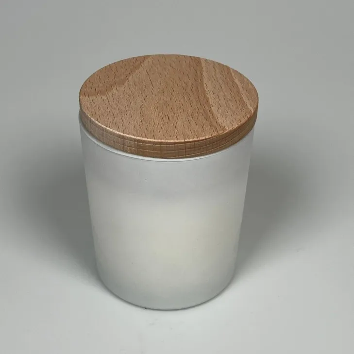 Świeca sojowa zapachowa w szkle biały mat - bawełniany knot 245 ml