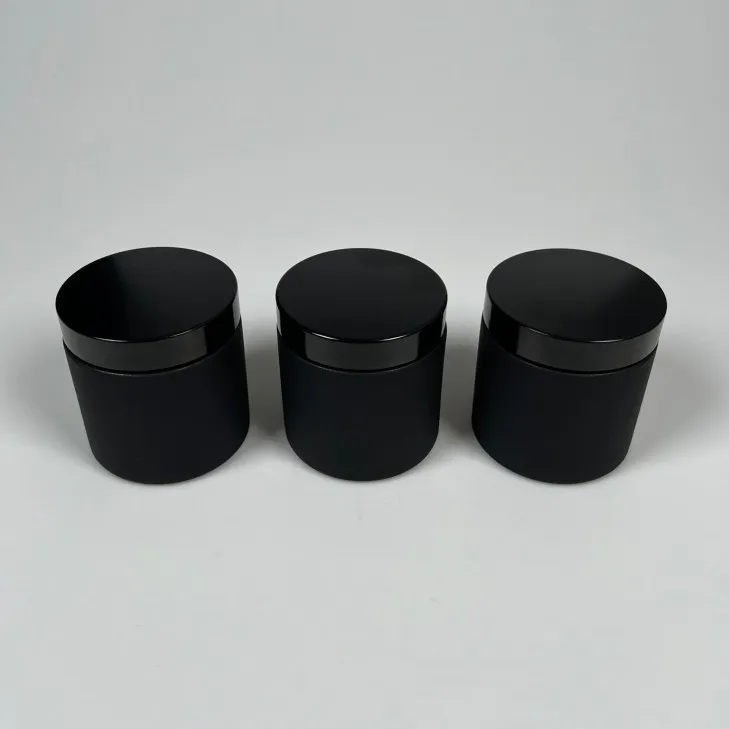 Świeca sojowa zapachowa w szkle czarny mat - bawełniany knot 120 ml